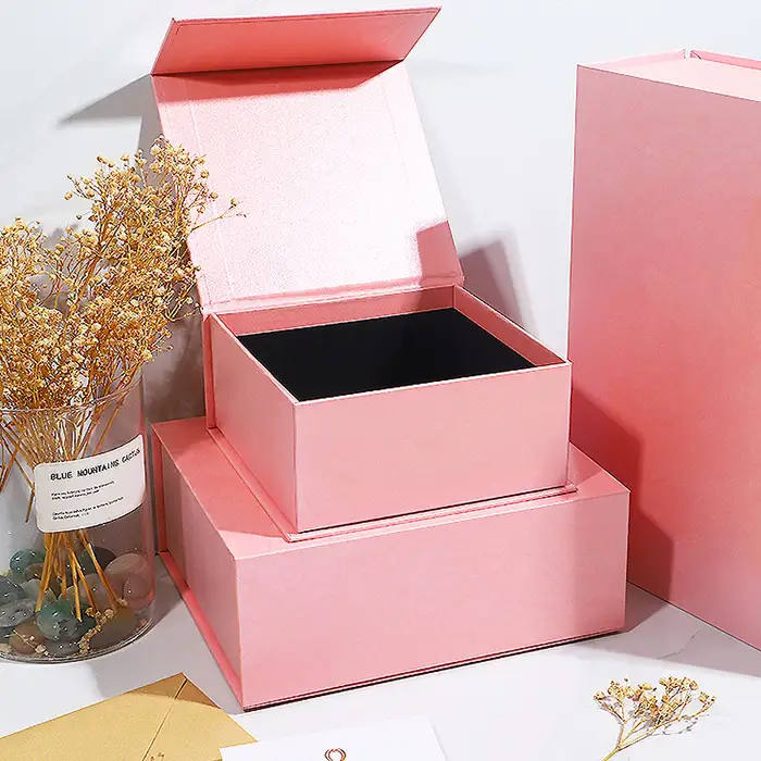luxury gift boxes with lids​