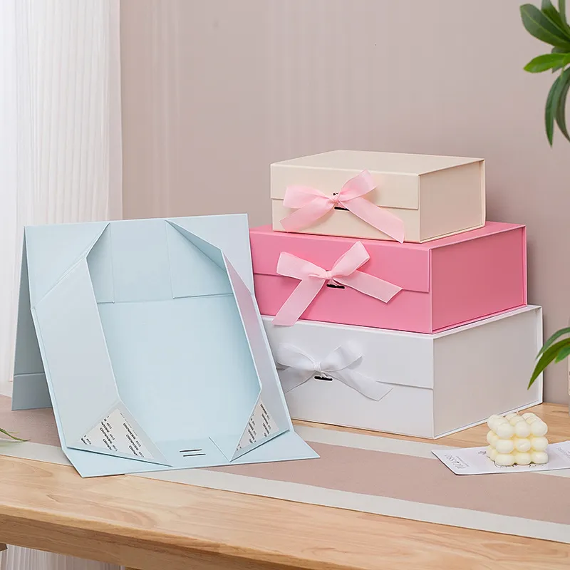 Magnetic Foldable Gift Box