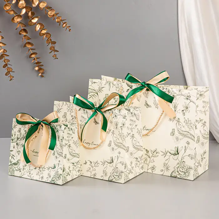 custom gift bags wholesale